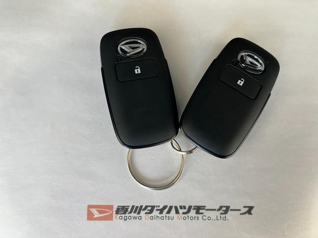 タフトＸワンオーナー　バックモニター対応カメラ　電動パーキングブレーキ　オートブレーキホールド　ＬＥＤヘッドランプ　スマートキー　スマアシ　カーペットマット　バイザー　取扱説明書　メンテナンスノート（香川県）の中古車