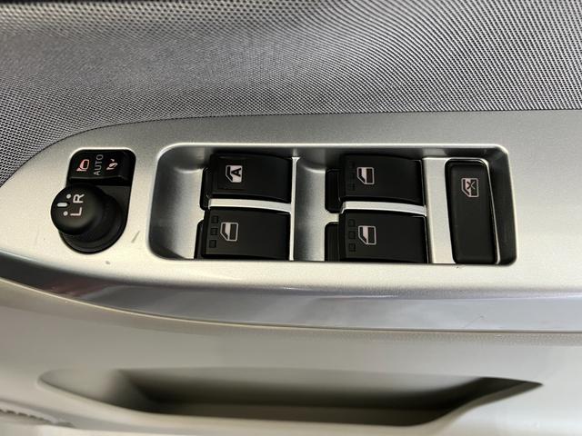 キャストスタイルＧ　ＳＡIIワンオーナー　純正ナビ　バックモニター　ＬＥＤヘッドランプ　純正１５インチアルミホイール　スマートキー　スマアシＩＩ　電動格納ミラー　カーペットマット　ロングバイザー　取扱説明書　メンテナンスノート（香川県）の中古車