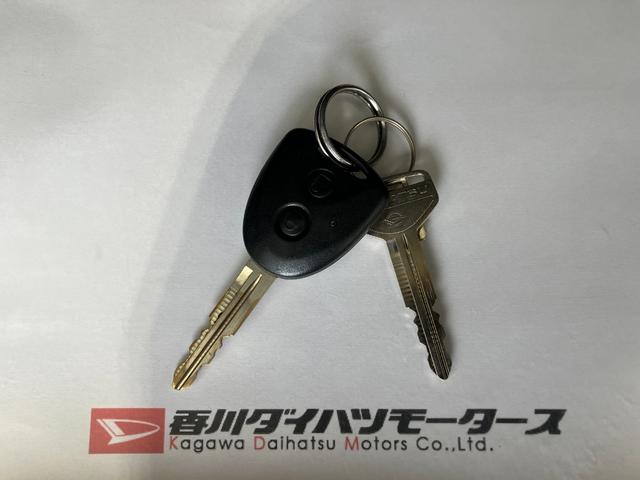 ミライースＸ　リミテッドＳＡIII寒冷地仕様（リアワイパー有り）ワンオーナー　純正ナビ　バックモニター　ＬＥＤヘッドランプ　スマアシＩＩＩ　キーレスエントリー　アイドリングストップ　電動格納ミラー　オートライト　取扱説明書　メンテナンスノート（香川県）の中古車
