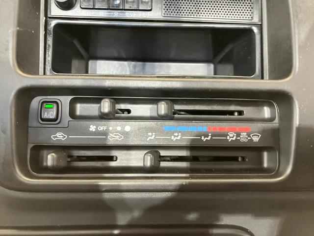 ハイゼットトラックエアコン・パワステ　スペシャルワンオーナー　ＭＴ　ハロゲンヘッドライト　ＡＭ／ＦＭラジオ　エアコン　ラバーマット　バイザー　取扱説明書　メンテナンスノート（香川県）の中古車