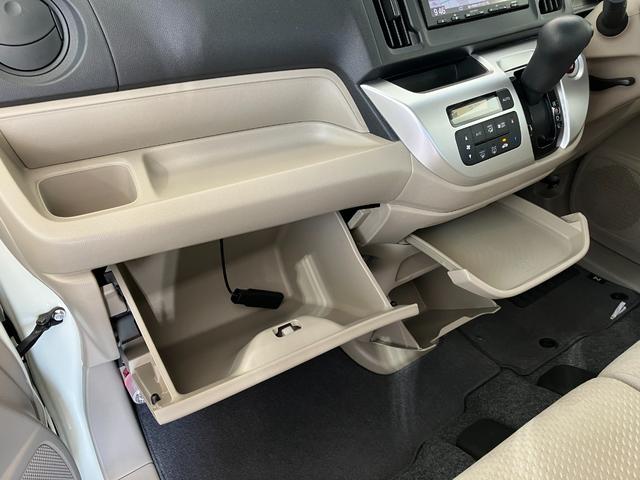 Ｎ−ＷＧＮＧ・Ａパッケージ純正ナビ　純正ＥＴＣ　バックモニター　ホンダシティブレーキアクティブシステム　ＨＩＤ　オートライト　電動格納ミラー　アイドリングストップ　スマートキー　取扱説明書　メンテナンスノート（香川県）の中古車
