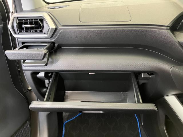 ロッキープレミアムＧ　ＨＥＶワンオーナー　パノラマモニター対応カメラ　アダプティブクルーズコントロール　運転席・助手席シートヒーター　純正１７インチアルミホイール　電動パーキングブレーキ　オートブレーキホールド　スマアシ（香川県）の中古車