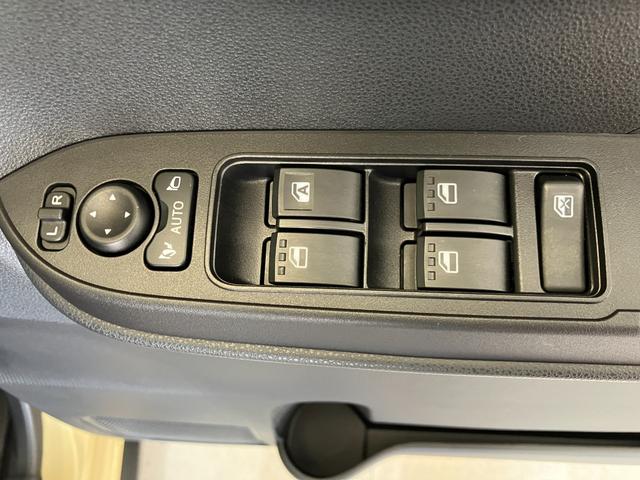 タントファンクロスワンオーナー　バックモニター対応カメラ　運転席・助手席シートヒーター　両側パワースライドドア　ＬＥＤヘッドランプ　電動パーキングブレーキ　オートブレーキホールド　純正１４インチアルミホイール　スマアシ（香川県）の中古車
