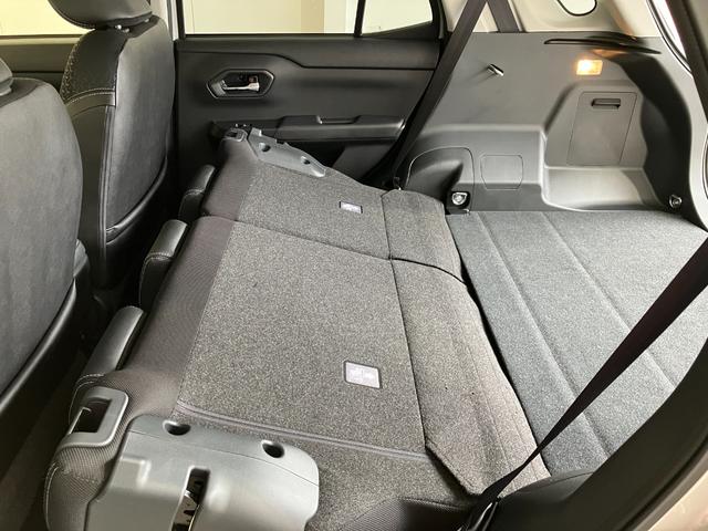 ロッキープレミアムＧ　ＨＥＶワンオーナー　パノラマモニター対応カメラ　アダプティブクルーズコントロール　運転席・助手席シートヒーター　純正１７インチアルミホイール　電動パーキングブレーキ　オートブレーキホールド　スマアシ（香川県）の中古車