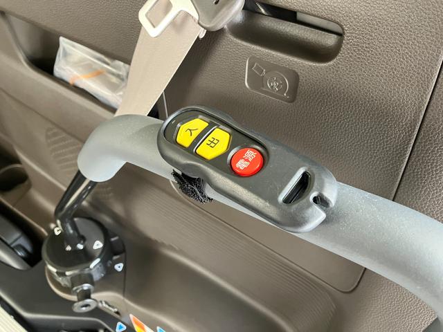 Ｎ−ＢＯＸＬ・スロープワンオーナー　福祉車両　純正ナビ　純正ＥＴＣ　バックモニター　アダプティブクルーズコントロール　運転席・助手席シートヒーター　左側パワースライドドア　ＬＥＤヘッドランプ　アイドリングストップ（香川県）の中古車