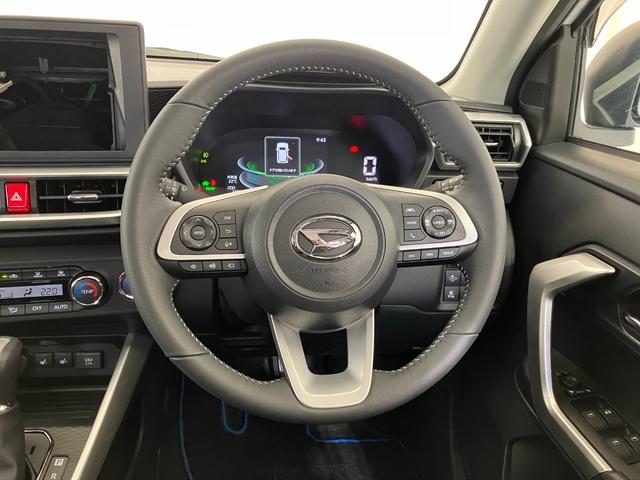 ロッキープレミアムＧ　ＨＥＶワンオーナー　パノラマモニター対応カメラ　アダプティブクルーズコントロール　運転席・助手席シートヒーター　電動パーキングブレーキ　オートブレーキホールド　純正１７インチアルミホイール　スマアシ（香川県）の中古車