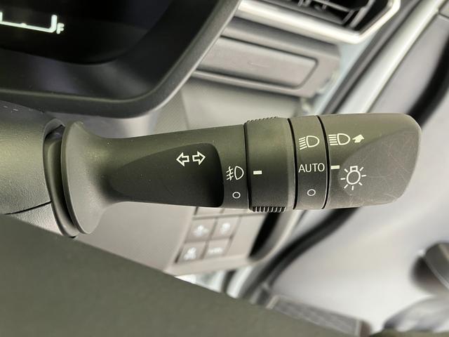 ロッキープレミアムＧ　ＨＥＶワンオーナー　パノラマモニター対応カメラ　アダプティブクルーズコントロール　運転席・助手席シートヒーター　電動パーキングブレーキ　オートブレーキホールド　純正１７インチアルミホイール　スマアシ（香川県）の中古車