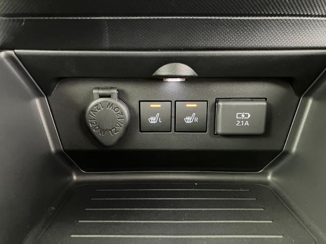 ロッキープレミアムＧ　ＨＥＶワンオーナー　パノラマモニター対応カメラ　アダプティブクルーズコントロール　運転席・助手席シートヒーター　電動パーキングブレーキ　オートブレーキホールド　純正１７インチアルミホイール　スマアシ（香川県）の中古車