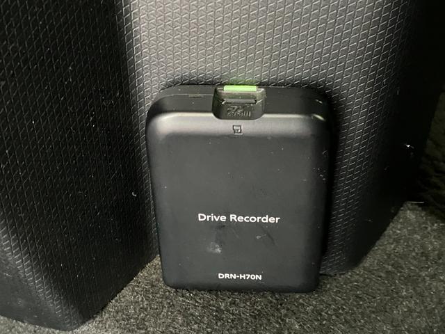 タントカスタムXセレクション ナビ/ETC/ドラレコ/アルミワンオーナー 純正ナビ 純正ETC 純正ドライブレコーダー バックモニター 運転席・助手席シートヒーター 両側パワースライドドア Bluetooth接続 純正14インチアルミホイール スマートキー(香川県)の中古車