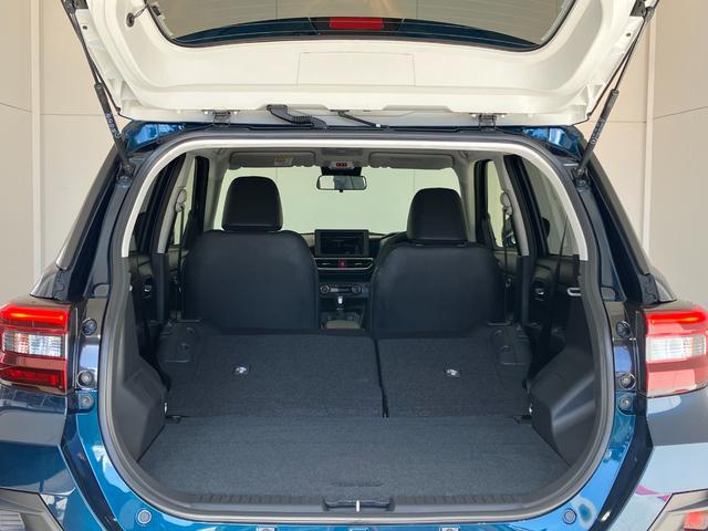 ロッキープレミアムＧ　ＨＥＶワンオーナー　パノラマモニター対応カメラ　アダプティブクルーズコントロール　運転席・助手席シートヒーター　電動パーキングブレーキ　ＬＥＤヘッドランプ　純正１７インチアルミホイール　スマアシ（香川県）の中古車
