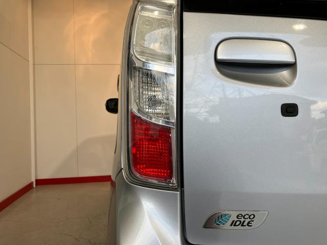 ムーヴカスタムＸ　リミテッド　　ナビ／ＥＴＣ／バックモニターワンオーナー　ナビ　純正ＥＴＣ　バックモニター　ＨＩＤ　スマートキー　電動格納ミラー　アイドリングストップ　純正１４インチアルミホイール　カーペットマット　バイザー　取扱説明書（香川県）の中古車