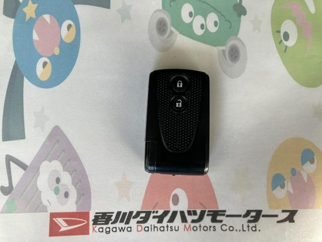 ミラココアココアプラスＸスペシャルコーデワンオーナー　純正ナビ　バックモニター　Ｂｌｕｅｔｏｏｔｈ接続　アイドリングストップ　ハロゲンヘッドライト　スマートキー　電動格納ミラー　スペアタイヤ付き　カーペットマット　バイザー　取扱説明書（香川県）の中古車