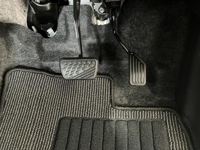 ミライースL SAIII オーディオレス/キーレスエントリーワンオーナー オーディオレス スマアシIII キーレスエントリー アイドリングストップ ハロゲンヘッドライト オートライト オートマチックハイビーム カーペットマット ロングバイザー 取扱説明書(香川県)の中古車