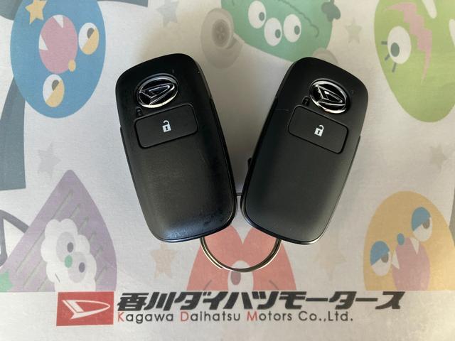 タフトＸ　　オーディオレス／ＬＥＤヘッドランプ／スマアシワンオーナー　オーディオレス　バックモニター対応カメラ　電動パーキングブレーキ　オートブレーキホールド　ＬＥＤヘッドランプ　オートライト　スマアシ　スマートキー　取扱説明書　メンテナンスノート（香川県）の中古車