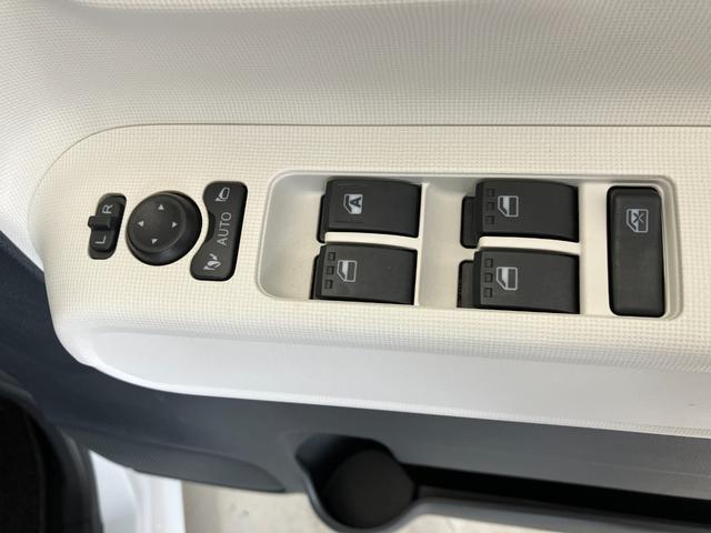 ムーヴキャンバスストライプスG ディスプレイオーディオ/バックモニターワンオーナー 9インチスマホ連携ディスプレイオーディオ バックモニター Bluetooth接続 両側パワースライドドア 電動パーキングブレーキ 運転席・助手席シートヒーター ホッとカップホルダー(香川県)の中古車