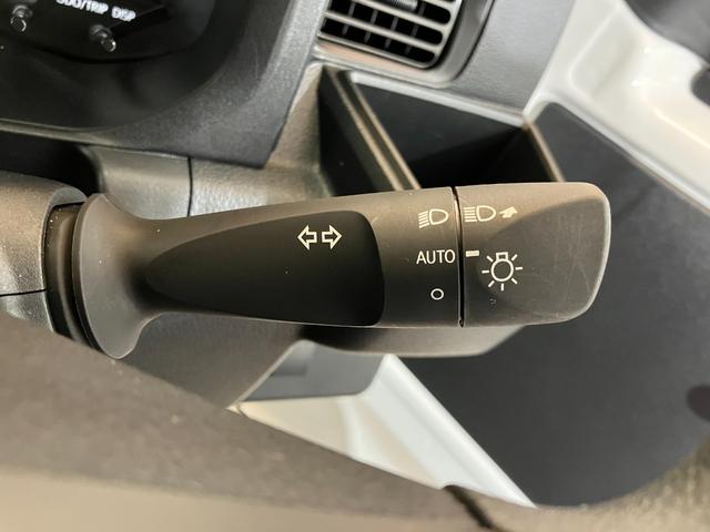 ハイゼットトラックスタンダード　　ＭＴ／ＡＭ／ＦＭラジオ／スマアシワンオーナー　ＭＴ　ＡＭ／ＦＭラジオ　スマアシ　アイドリングストップ　ハロゲンヘッドライト　オートライト　オートマチックハイビーム　ラバーマット　取扱説明書　メンテナンスノート（香川県）の中古車