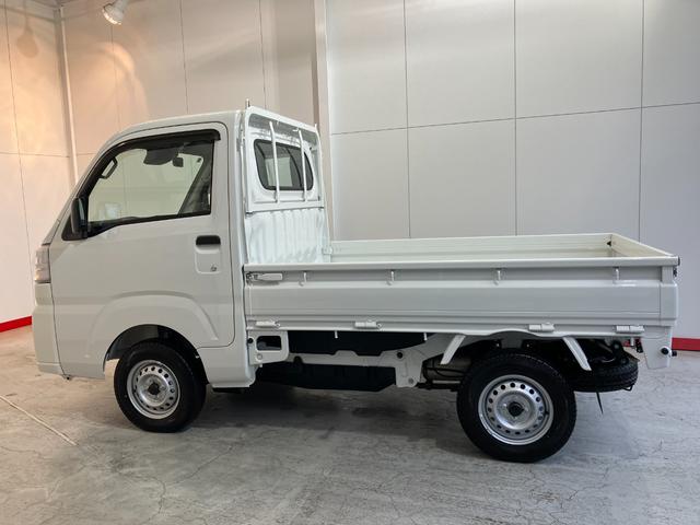 ハイゼットトラックスタンダード　　ＭＴ／ＡＭ／ＦＭラジオ／スマアシワンオーナー　ＭＴ　ＡＭ／ＦＭラジオ　スマアシ　アイドリングストップ　ハロゲンヘッドライト　オートライト　オートマチックハイビーム　ラバーマット　取扱説明書　メンテナンスノート（香川県）の中古車