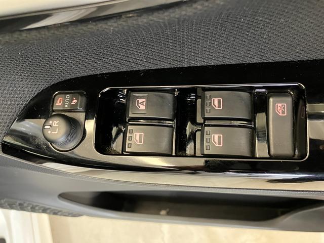 ムーヴカスタム　ＲＳ　ハイパーリミテッドＳＡIII　　ターボワンオーナー　ターボ　純正ナビ　パノラマモニター　運転席シートヒーター　Ｂｌｕｅｔｏｏｔｈ接続　ＬＥＤヘッドランプ　オートライト　オートマチックハイビーム　純正１５インチアルミホイール　スマアシＩＩＩ（香川県）の中古車