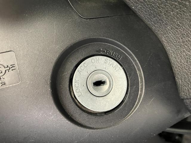 ハイゼットカーゴDX  CDレシーバー/Bluetooth接続ワンオーナー 純正CDレシーバー 両側スライドドア Bluetooth接続 スマアシ ハロゲンヘッドライト オートライト オートマチックハイビーム アイドリングストップ 取扱説明書 メンテナンスノート(香川県)の中古車