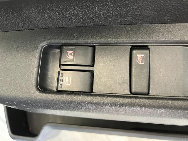 ハイゼットカーゴDX  CDレシーバー/Bluetooth接続ワンオーナー 純正CDレシーバー 両側スライドドア Bluetooth接続 スマアシ ハロゲンヘッドライト オートライト オートマチックハイビーム アイドリングストップ 取扱説明書 メンテナンスノート(香川県)の中古車