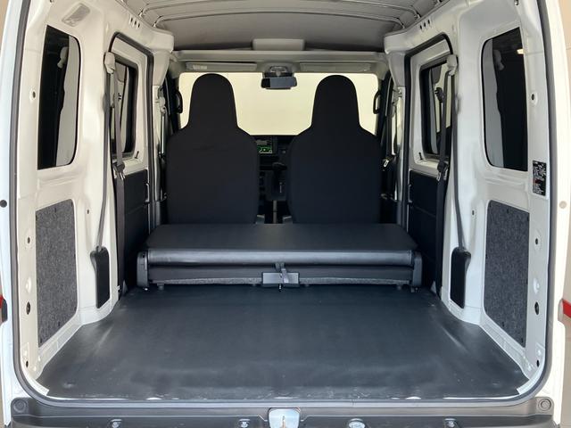 ハイゼットカーゴDX  CDレシーバー/Bluetooth接続ワンオーナー 純正CDレシーバー 両側スライドドア Bluetooth接続 スマアシ ハロゲンヘッドライト オートライト オートマチックハイビーム アイドリングストップ 取扱説明書 メンテナンスノート(香川県)の中古車