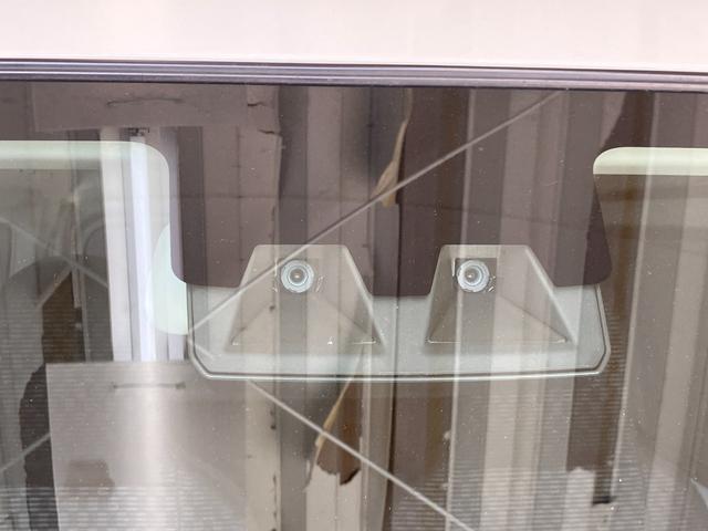 ハイゼットカーゴDX  CDレシーバー/Bluetooth接続ワンオーナー 純正CDレシーバー 両側スライドドア Bluetooth接続 スマアシ ハロゲンヘッドライト オートライト オートマチックハイビーム アイドリングストップ 取扱説明書 メンテナンスノート(香川県)の中古車