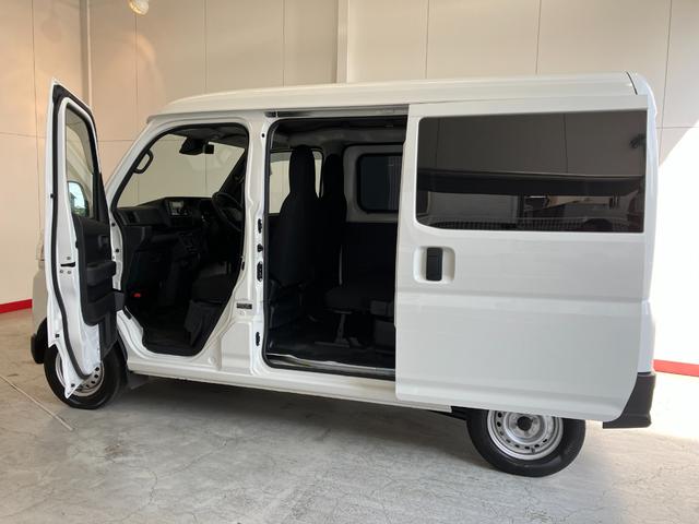 ハイゼットカーゴDX  CDレシーバー/Bluetooth接続ワンオーナー 純正CDレシーバー 両側スライドドア Bluetooth接続 スマアシ ハロゲンヘッドライト オートライト オートマチックハイビーム アイドリングストップ 取扱説明書 メンテナンスノート(香川県)の中古車