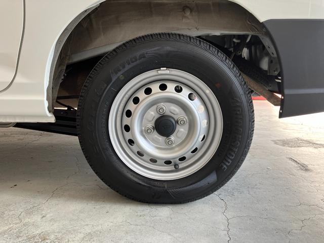 ハイゼットカーゴDX  CDレシーバー/Bluetooth接続ワンオーナー 純正CDレシーバー 両側スライドドア Bluetooth接続 スマアシ ハロゲンヘッドライト オートライト オートマチックハイビーム アイドリングストップ 取扱説明書 メンテナンスノート(香川県)の中古車