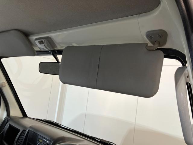 ミニキャブトラックＶＸ−ＳＥ　　４ＷＤ／ＭＴ／作業灯４ＷＤ　ＭＴ　ＡＭ／ＦＭラジオ　ハロゲンヘッドライト　作業灯　取扱説明書　メンテナンスノート（香川県）の中古車