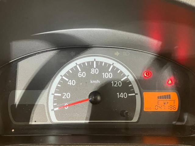 ミニキャブトラックＶＸ−ＳＥ　　４ＷＤ／ＭＴ／作業灯４ＷＤ　ＭＴ　ＡＭ／ＦＭラジオ　ハロゲンヘッドライト　作業灯　取扱説明書　メンテナンスノート（香川県）の中古車