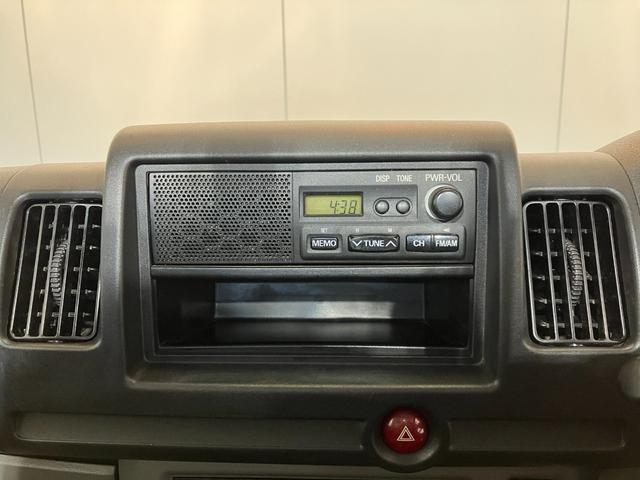 ミニキャブトラックＶＸ−ＳＥ　　４ＷＤ／ＭＴ／作業灯４ＷＤ　ＭＴ　ＡＭ／ＦＭラジオ　ハロゲンヘッドライト　作業灯　取扱説明書　メンテナンスノート（香川県）の中古車