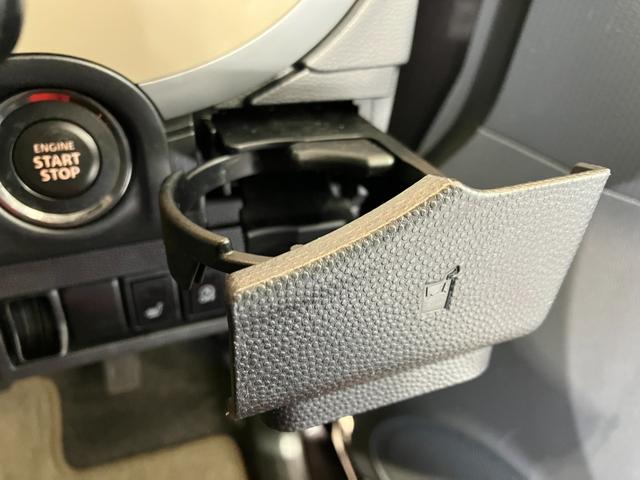 アルトラパンＸセレクション　　ナビ／Ｂｌｕｅｔｏｏｔｈ接続ナビ　Ｂｌｕｅｔｏｏｔｈ接続　電動格納ミラー　運転席シートヒーター　ＨＩＤ　オートライト　アイドリングストップ　スマートキー　純正１４インチアルミホイール　取扱説明書　メンテナンスノート（香川県）の中古車