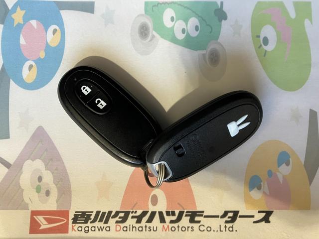 アルトラパンＸセレクション　　ナビ／Ｂｌｕｅｔｏｏｔｈ接続ナビ　Ｂｌｕｅｔｏｏｔｈ接続　電動格納ミラー　運転席シートヒーター　ＨＩＤ　オートライト　アイドリングストップ　スマートキー　純正１４インチアルミホイール　取扱説明書　メンテナンスノート（香川県）の中古車