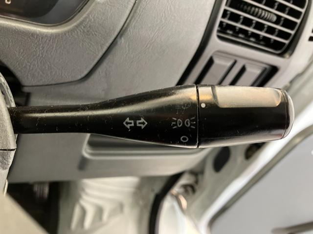 ミニキャブトラックＶＸ−ＳＥ　　作業灯／ＡＭ／ＦＭラジオ作業灯　ＡＭ／ＦＭラジオ　ラバーマット　バイザー（香川県）の中古車