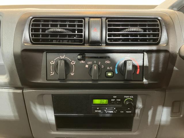 ミニキャブトラックＶＸ−ＳＥ　　作業灯／ＡＭ／ＦＭラジオ作業灯　ＡＭ／ＦＭラジオ　ラバーマット　バイザー（香川県）の中古車