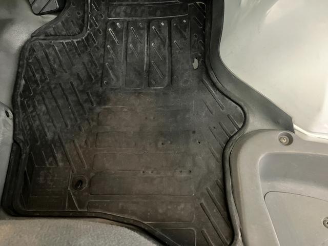 ミニキャブトラックＶＸ−ＳＥ　　作業灯／ＡＭ／ＦＭラジオ作業灯　ＡＭ／ＦＭラジオ　ラバーマット　バイザー（香川県）の中古車