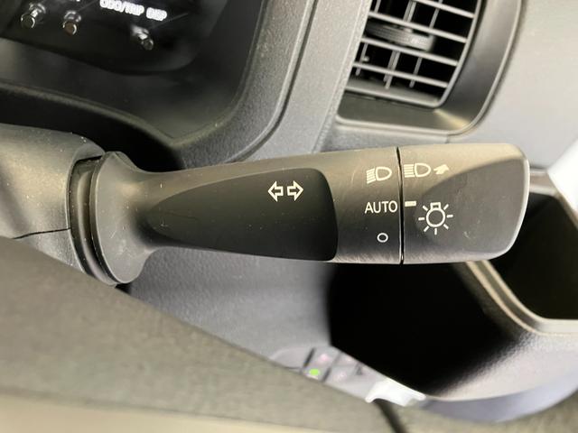 ハイゼットカーゴDX CDレシーバー/Bluetooth接続ワンオーナー 純正CDレシーバー Bluetooth接続 スマアシ 両側スライドドア キーレスエントリー ハロゲンヘッドライト オートライト オートマチックハイビーム アイドリングストップ(香川県)の中古車