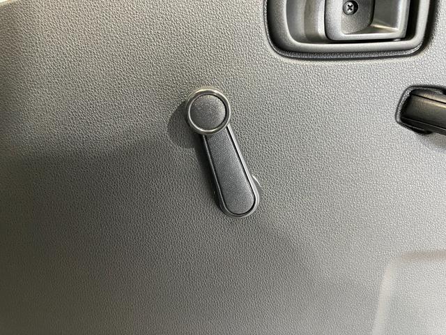 ハイゼットトラックスタンダード AM/FMラジオ/スマアシワンオーナー AM/FMラジオ スマアシ ハロゲンヘッドライト オートライト オートマチックハイビーム アイドリングストップ ゴムマット バイザー 取扱説明書 メンテナンスノート(香川県)の中古車