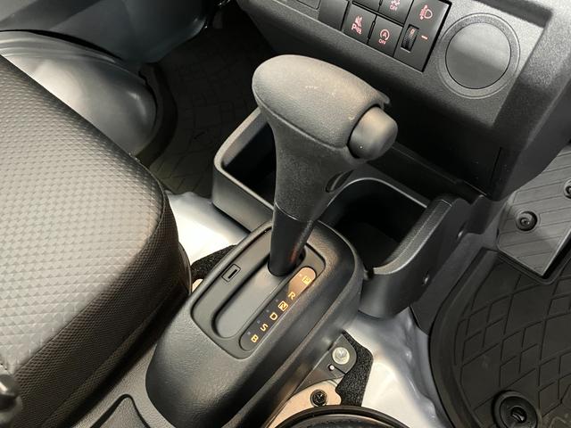 ハイゼットトラックスタンダード AM/FMラジオ/スマアシワンオーナー AM/FMラジオ スマアシ ハロゲンヘッドライト オートライト オートマチックハイビーム アイドリングストップ ゴムマット バイザー 取扱説明書 メンテナンスノート(香川県)の中古車