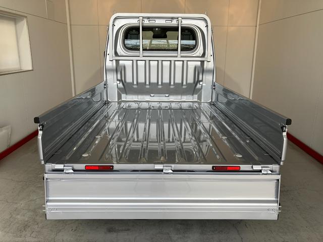 ハイゼットトラックスタンダード AM/FMラジオ/スマアシワンオーナー AM/FMラジオ スマアシ ハロゲンヘッドライト オートライト オートマチックハイビーム アイドリングストップ ゴムマット バイザー 取扱説明書 メンテナンスノート(香川県)の中古車