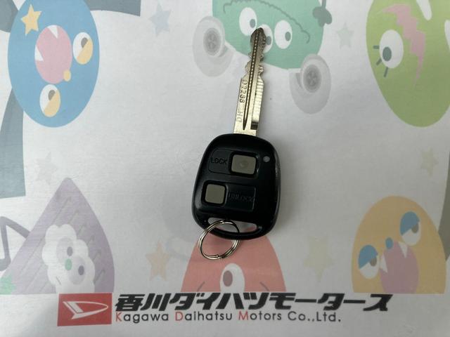 ミラジーノプレミアムL キーレスエントリー/アルミCD MD キーレスエントリー ハロゲンヘッドライト 純正14インチアルミホイール スペアタイヤ付き 取扱説明書 メンテナンスノート(香川県)の中古車