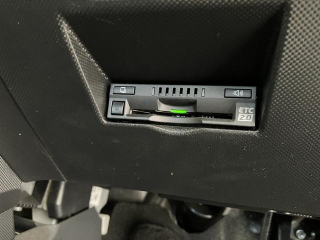 ロッキープレミアム　４ＷＤ／ターボ／ナビ／ＥＴＣ／ドラレコ４ＷＤ　ターボ　純正ナビ　純正ＥＴＣ　純正ドライブレコーダー　パノラマモニター　アダプティブクルーズコントロール　Ｂｌｕｅｔｏｏｔｈ接続　運転席・助手席シートヒーター　純正１７インチアルミホイール（香川県）の中古車