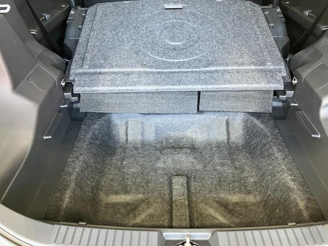 ロッキープレミアム　４ＷＤ／ターボ／ナビ／ＥＴＣ／ドラレコ４ＷＤ　ターボ　純正ナビ　純正ＥＴＣ　純正ドライブレコーダー　パノラマモニター　アダプティブクルーズコントロール　Ｂｌｕｅｔｏｏｔｈ接続　運転席・助手席シートヒーター　純正１７インチアルミホイール（香川県）の中古車