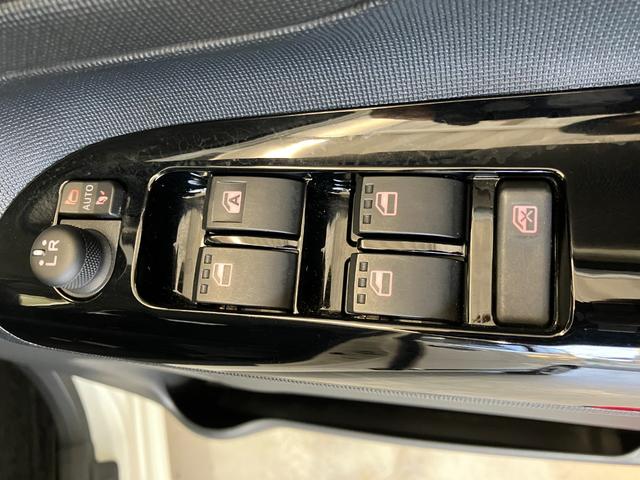 ムーヴキャンバスＧブラックアクセントＶＳ　ＳＡIII　ナビ／ＥＴＣワンオーナー　純正ナビ　純正ＥＴＣ　純正ドライブレコーダー　パノラマモニター　両側パワースライドドア　運転席シートヒーター　Ｂｌｕｅｔｏｏｔｈ接続　ＬＥＤヘッドランプ　スマアシＩＩＩ　スマートキー（香川県）の中古車