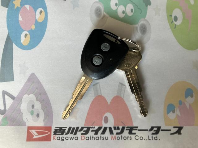 ムーヴＬ　ＥＴＣ／ＣＤ／キーレスエントリーワンオーナー　純正ＥＴＣ　ＣＤ　キーレスエントリー　アイドリングストップ　ハロゲンヘッドライト　電動格納ミラー　メンテナンスノート（香川県）の中古車