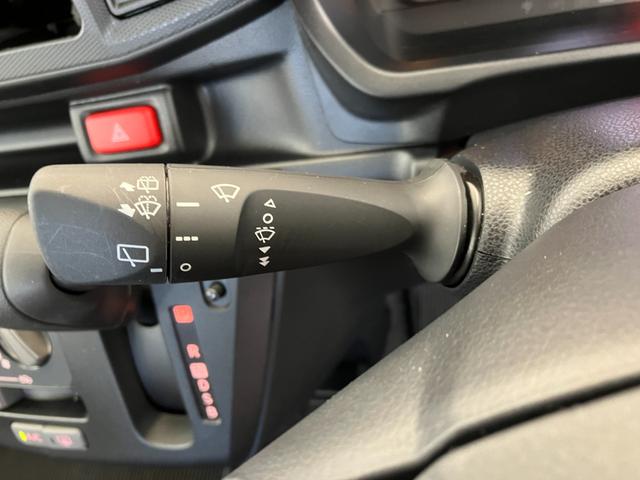 ミライースL SAIII オーディオレス/アイドリングストップワンオーナー オーディオレス キーレスエントリー アイドリングストップ スマアシIII ハロゲンヘッドライト オートライト オートマチックハイビーム 取扱説明書 メンテナンスノート(香川県)の中古車