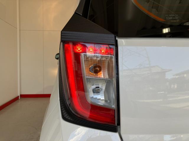 ミライースL SAIII オーディオレス/アイドリングストップワンオーナー オーディオレス キーレスエントリー アイドリングストップ スマアシIII ハロゲンヘッドライト オートライト オートマチックハイビーム 取扱説明書 メンテナンスノート(香川県)の中古車