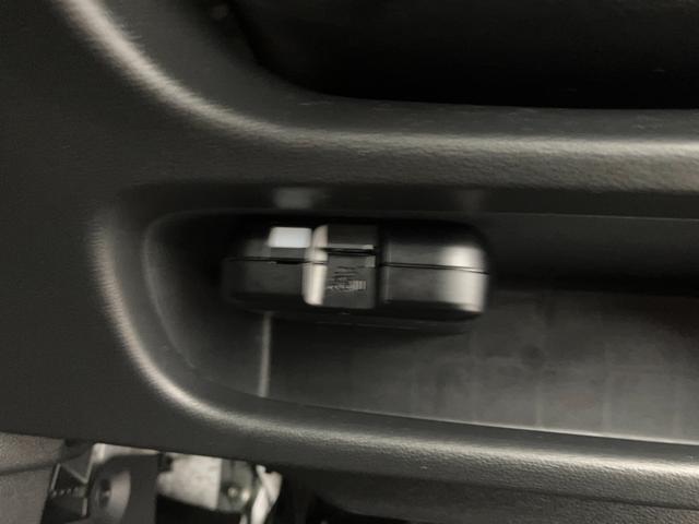 ムーヴカスタム　Ｘ　ＶＳＳＡIII　ナビ／ＥＴＣ／ドラレコ純正ナビ　純正ＥＴＣ　純正ドライブレコーダー　パノラマモニター　運転席シートヒーター　Ｂｌｕｅｔｏｏｔｈ接続　スマアシＩＩＩ　電動格納ミラー　純正１４インチアルミホイール　ＵＳＢ入力端子　スマートキー（香川県）の中古車