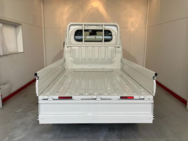 ハイゼットトラックスタンダード AM/FMラジオ/ハロゲンヘッドライトワンオーナー AM/FMラジオ ハロゲンヘッドライト オートライト オートマチックハイビーム 取扱説明書 メンテナンスノート(香川県)の中古車