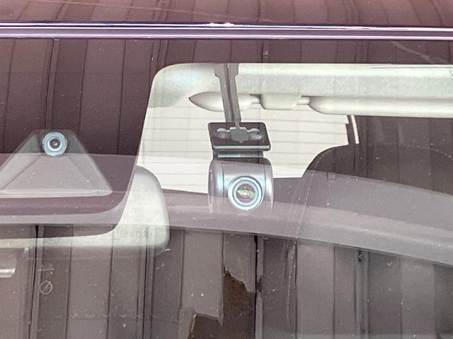 ロッキープレミアムＧ　ＨＥＶ　ナビ／ＥＴＣ／ドラレコ／アルミワンオーナー　純正ナビ　純正ＥＴＣ　純正ドライブレコーダー　パノラマモニター　アダプティブクルーズコントロール　Ｂｌｕｅｔｏｏｔｈ接続　運転席・助手席シートヒーター　電動パーキングブレーキ（香川県）の中古車